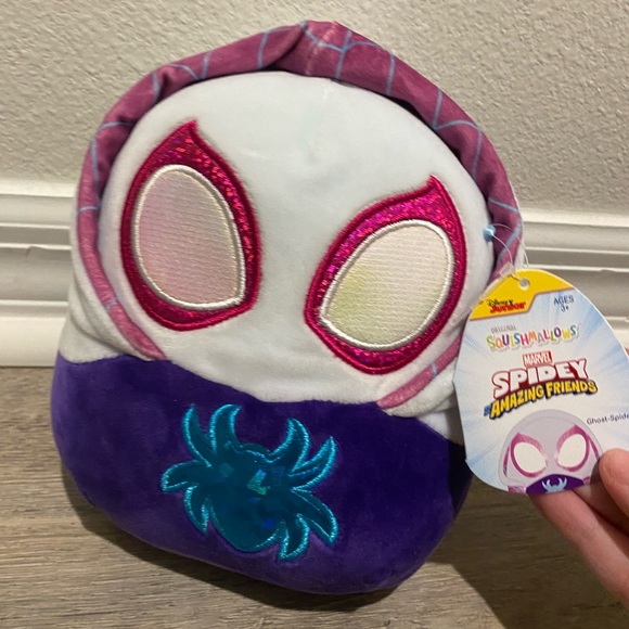 Spider-Man squishmallow 7-8in - Picture 2 of 3